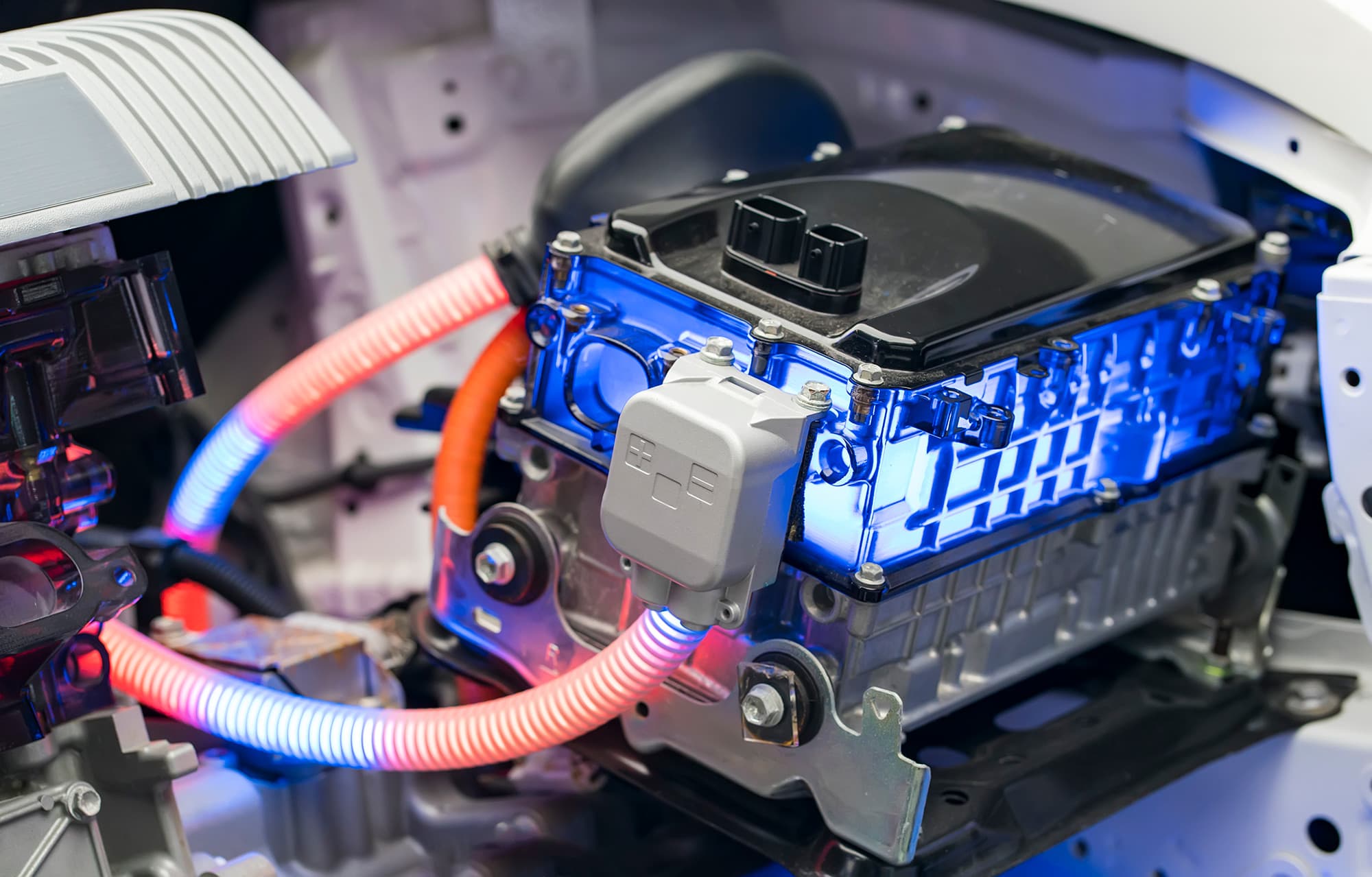 The New EV Repair Resource Center: Ensuring Team Safety with EV Repair Training and Resources