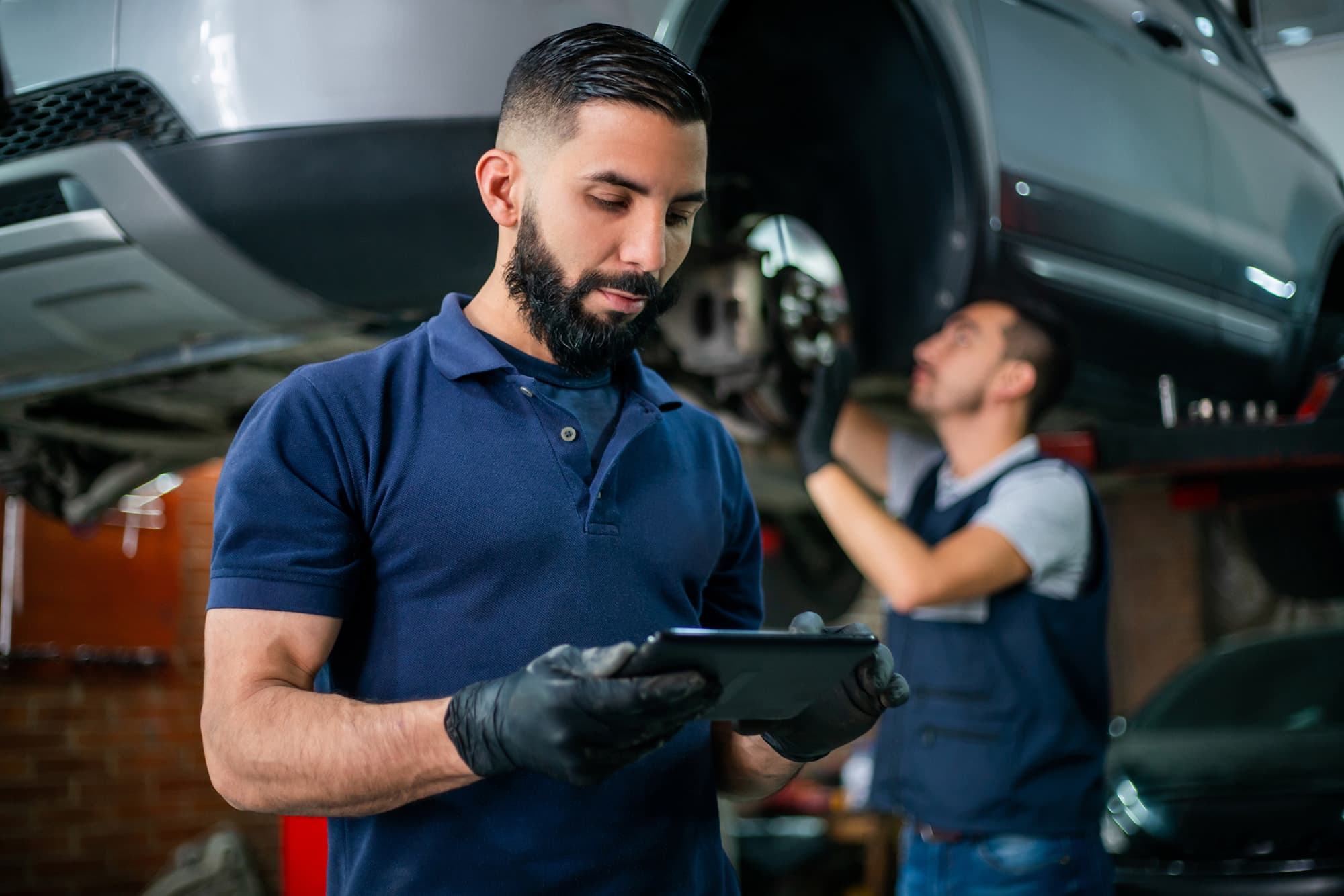 Auto repair shop EHS reporting made easy with GMG EnviroSafe guidance